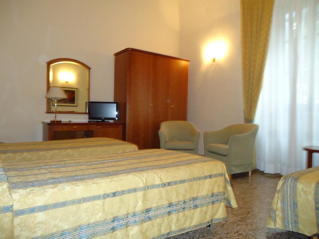 Albergo Roma Casciana Terme Zimmer foto