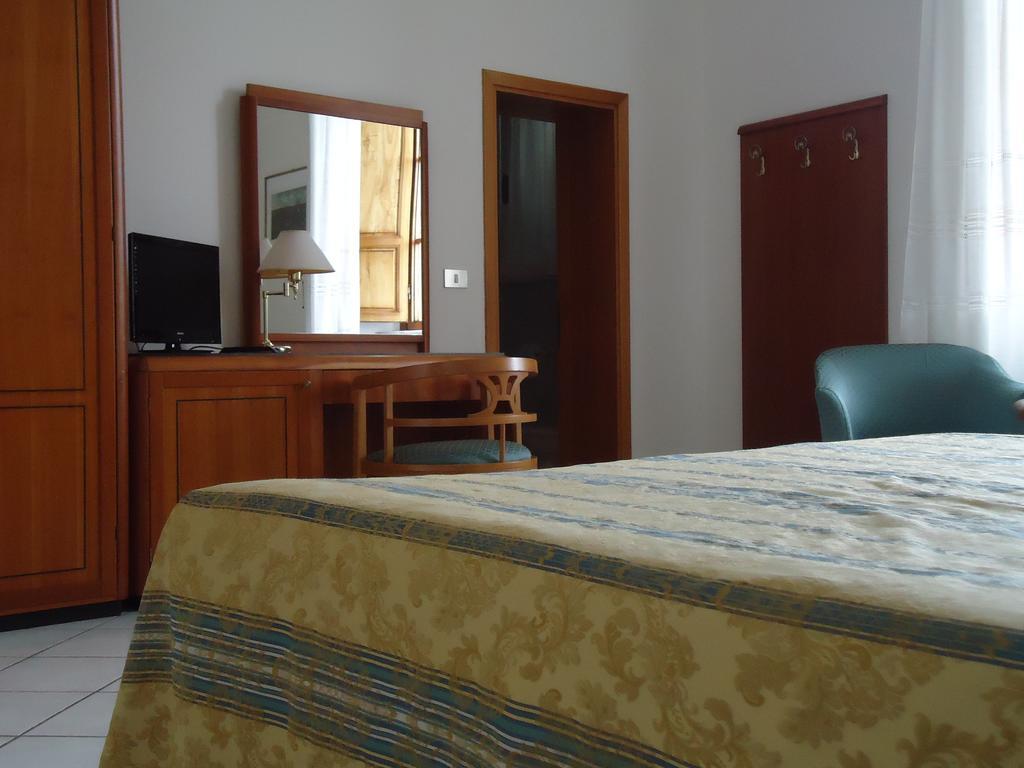 Albergo Roma Casciana Terme Zimmer foto